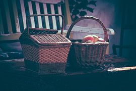 Picknick baskets in the sun by Alex Hamstra