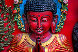 Buddha-Statue in gelassener Konzentration von Laimute Kuriene