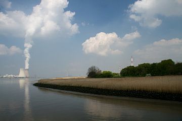 Kerncentrale Doel sur Abra van Vossen