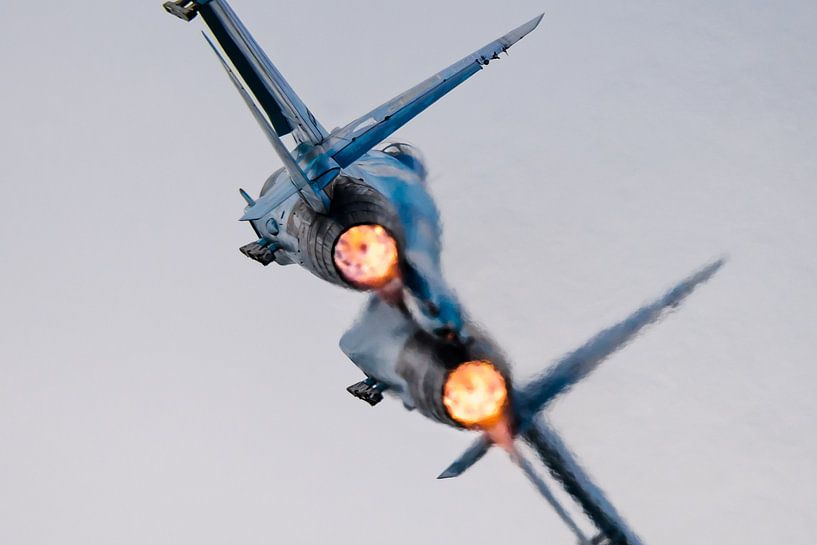 Sukhoi Su-27 afterburner by KC Photography