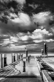 De pier van Holwerd, Friesland. van Harrie Muis