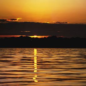 Zonsondergang aan het meer van Mike Ahrens