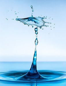 Water drops #10 van Marije Rademaker