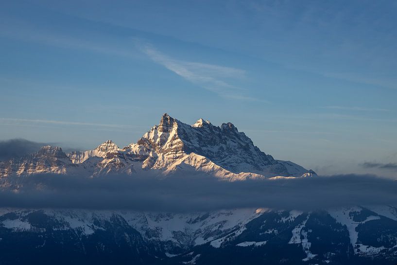 Les Dents du Midi dans la brume par Sander de Vries
