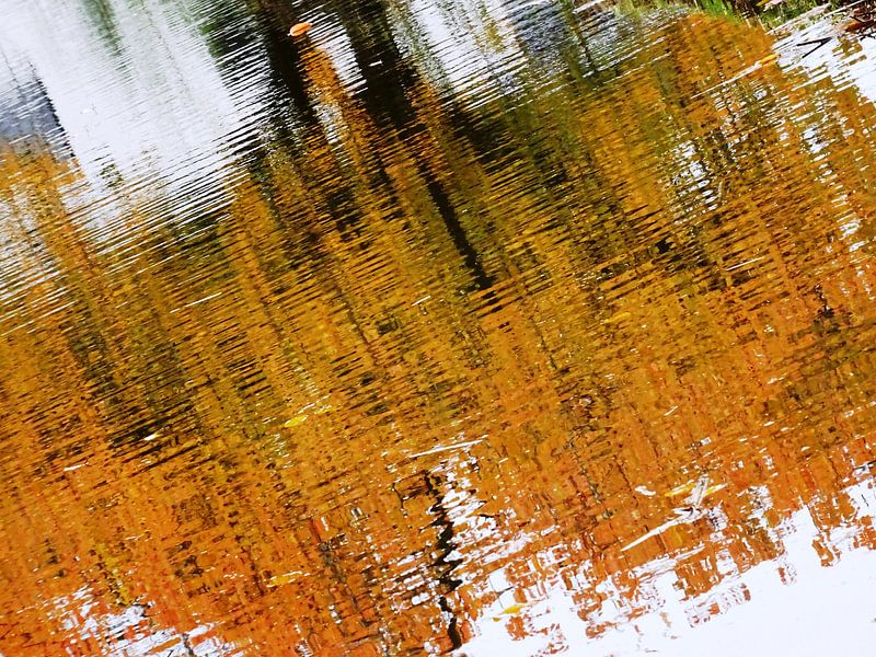 Urbane Reflektion - Wunderbarer Herbst von MoArt (Maurice Heuts)