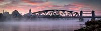 IJsselbrug Panorama in de mist van Francis de Beus thumbnail