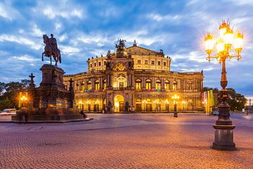 The Semperoper opera house in Dresden by Werner Dieterich