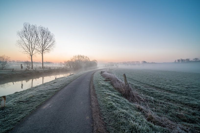 Morgennebel entlang der Dender von Marcel Derweduwen