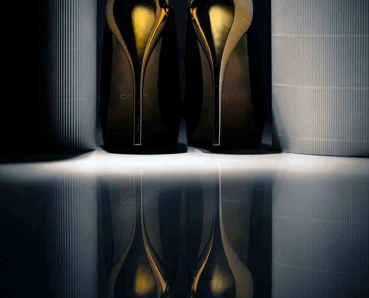 Gold by Erik Schottstaedt