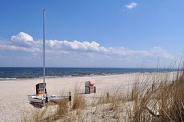 Catamaran and beach chair on the beach in Heringsdorf by GH Foto & Artdesign