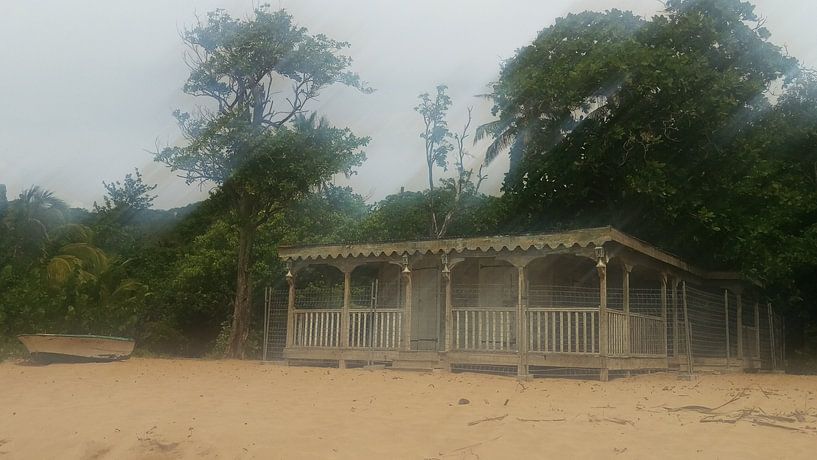 Abandoned beach house in Guadeloupe by Daniel Chambers