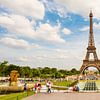 Der Eiffelturm in Paris,  Frankreich im Sommer von Günter Albers