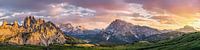 Panorama de montagne des Dolomites près des Trois Cimets et de Misurina.