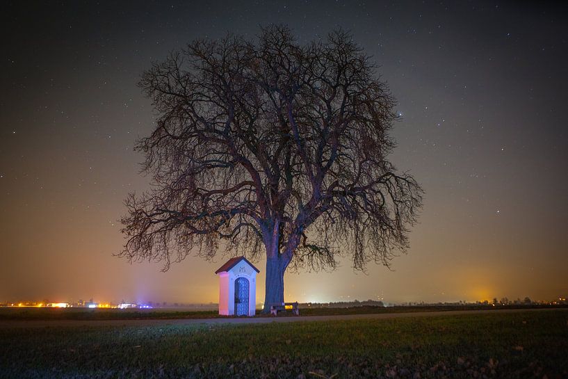Chapel at night by Hermann Kollinger