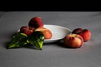 Beautiful peaches with nice contrast
