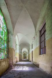 Das verlassene und baufällige Krankenhaus von Frans Nijland