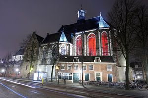 Janskerk in Utrecht met Trajectum Lumen kunstwerk van Donker Utrecht