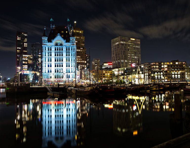 Rotterdam by Night; Het witte huis van Astrid Luyendijk