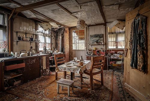 Verlassenes Haus im Wald