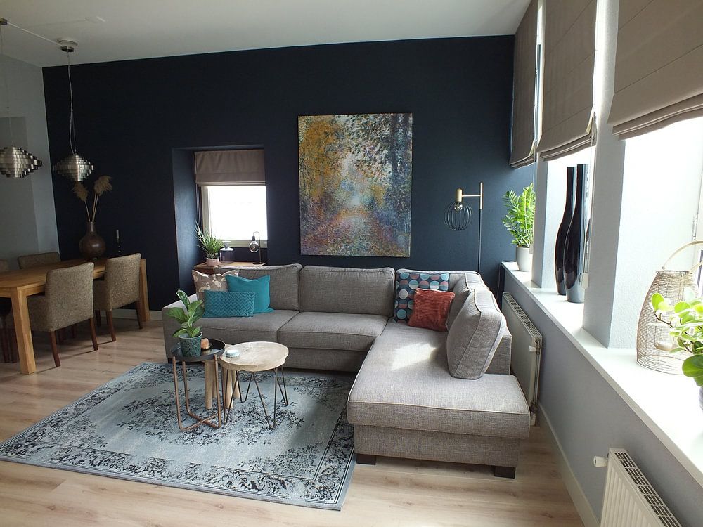 August Renoir. In the forest 