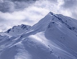 Schneebedeckter Gipfel am Boi Taull, katalanische Pyrenäen von PhotoCluster