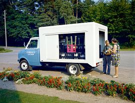 Car Bedford GMC