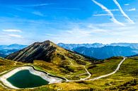 De Oostenrijkse alpen met een bergmeer van Ineke Huizing thumbnail