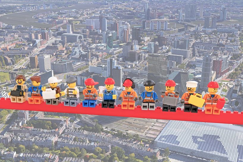 Lunch atop a skyscraper Lego edition - Rotterdam par Marco van den Arend