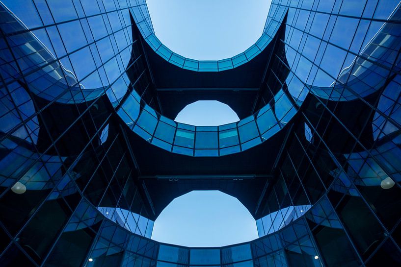 Immeuble de bureaux moderne par Dieter Meyrl