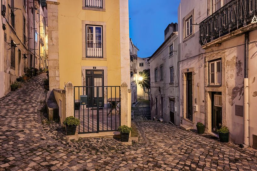 In the alleyways of Alfama - Beautiful Lisbon by Rolf Schnepp