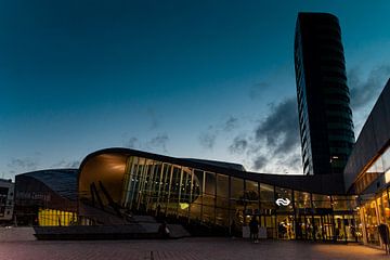 Arnhem Central in the evening by Wilco Mellema