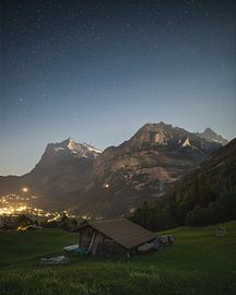 Grindelwald under the stars by Tim van der Kraats