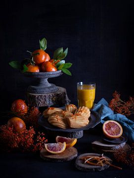 Franse cakejes (Madeleines), manderijnen, en bloedsinaasappel