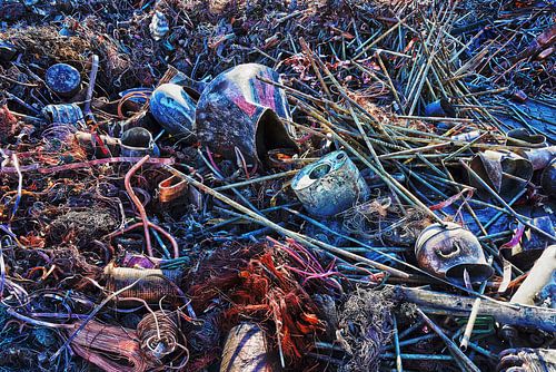 "Junk is beautiful and colorful."