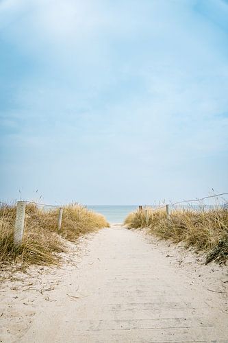 Strandzugang Ostseebad Baabe durch die Dünen ans Meer