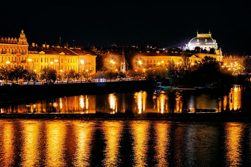 Prague by Hello Pompoyo
