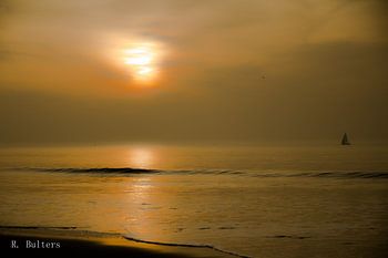 A Sailor drifting till the Sunset