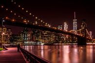 MANHATTAN & BROOKLYN BRIDGE zonsondergang van Melanie Viola thumbnail