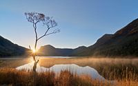 Zonsopkomst Buttermere in Lake District, Engeland van Jos Pannekoek thumbnail