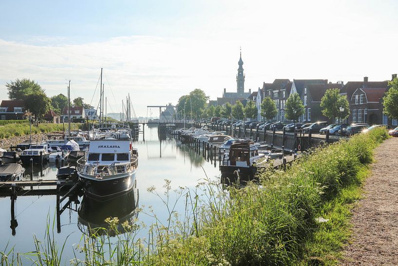 The port of Veere by Anya Lobers