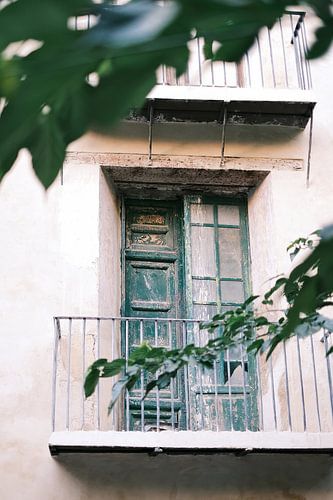 Verweerd groene balkondeur Valencia // Spanje // Reis- en Straatfotografie