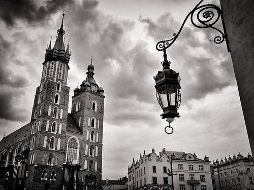 Photographie en noir et blanc : Cracovie - Basilique Sainte-Marie sur Alexander Voss