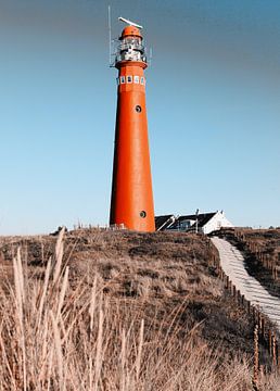 Schiermonnikoog- De rode vuurtoren (2) van Dan Photo Shaman