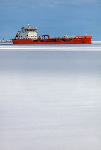 Tankschiff im Eis