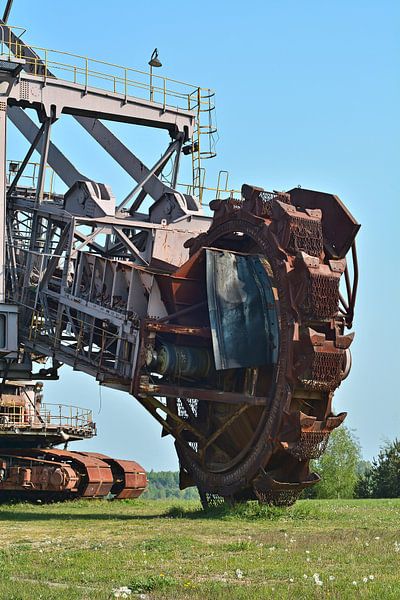 Ehemaliger Kohlebagger im früheren Tagebau Golpa-Nord bei Gräfenhainichen von Heiko Kueverling