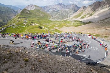 Tour de France - Col d'Izoard by Leon van Bon