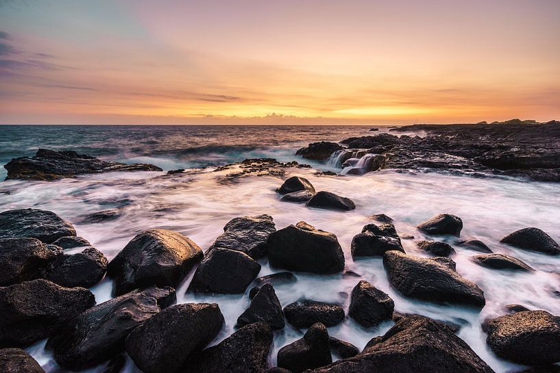 Zonsondergang Lava Beach van road to aloha