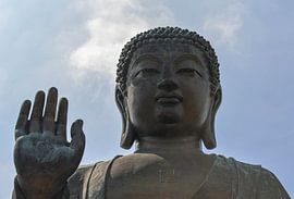 Image of a Thai Buddha with swastika by Atelier Liesjes
