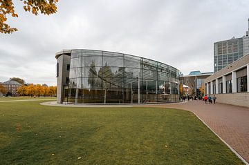 Museumplein Amsterdam von Peter Bartelings