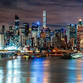 Panoramabild der Manhattan Midtown Skyline bei Nacht von Sascha Kilmer